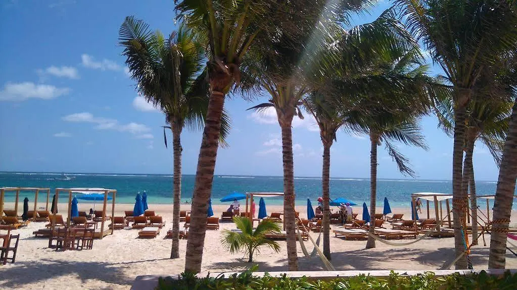 ****  Cielo Beach Hotel Puerto Morelos Mexico