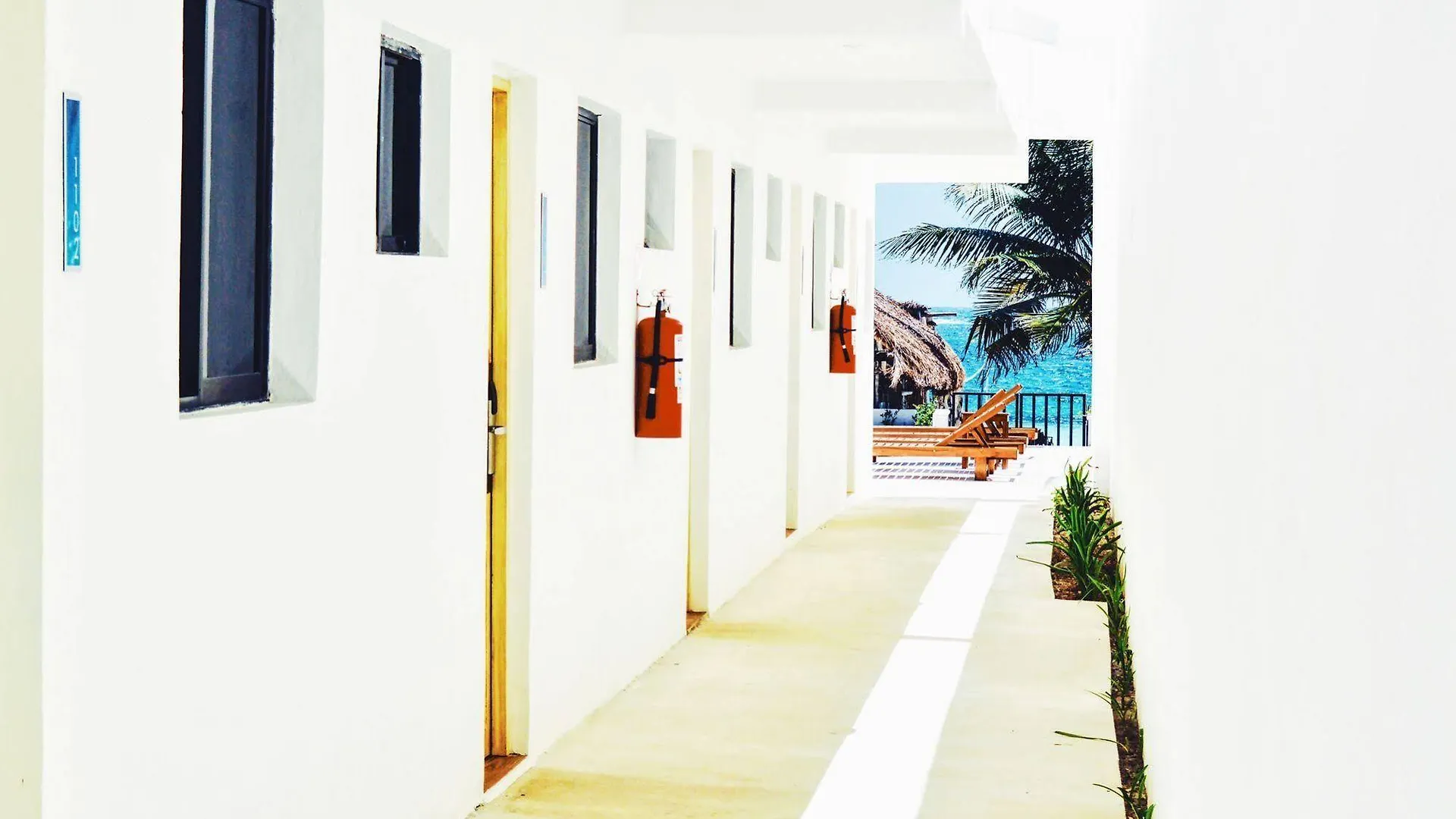 Cielo Beach Hotel Puerto Morelos 4*,