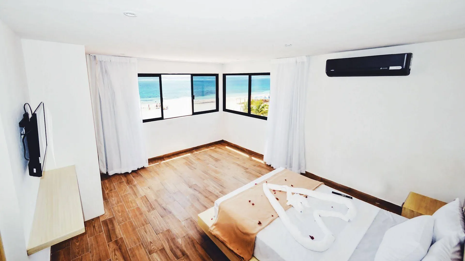 ****  Cielo Beach Hotel Puerto Morelos Mexikó